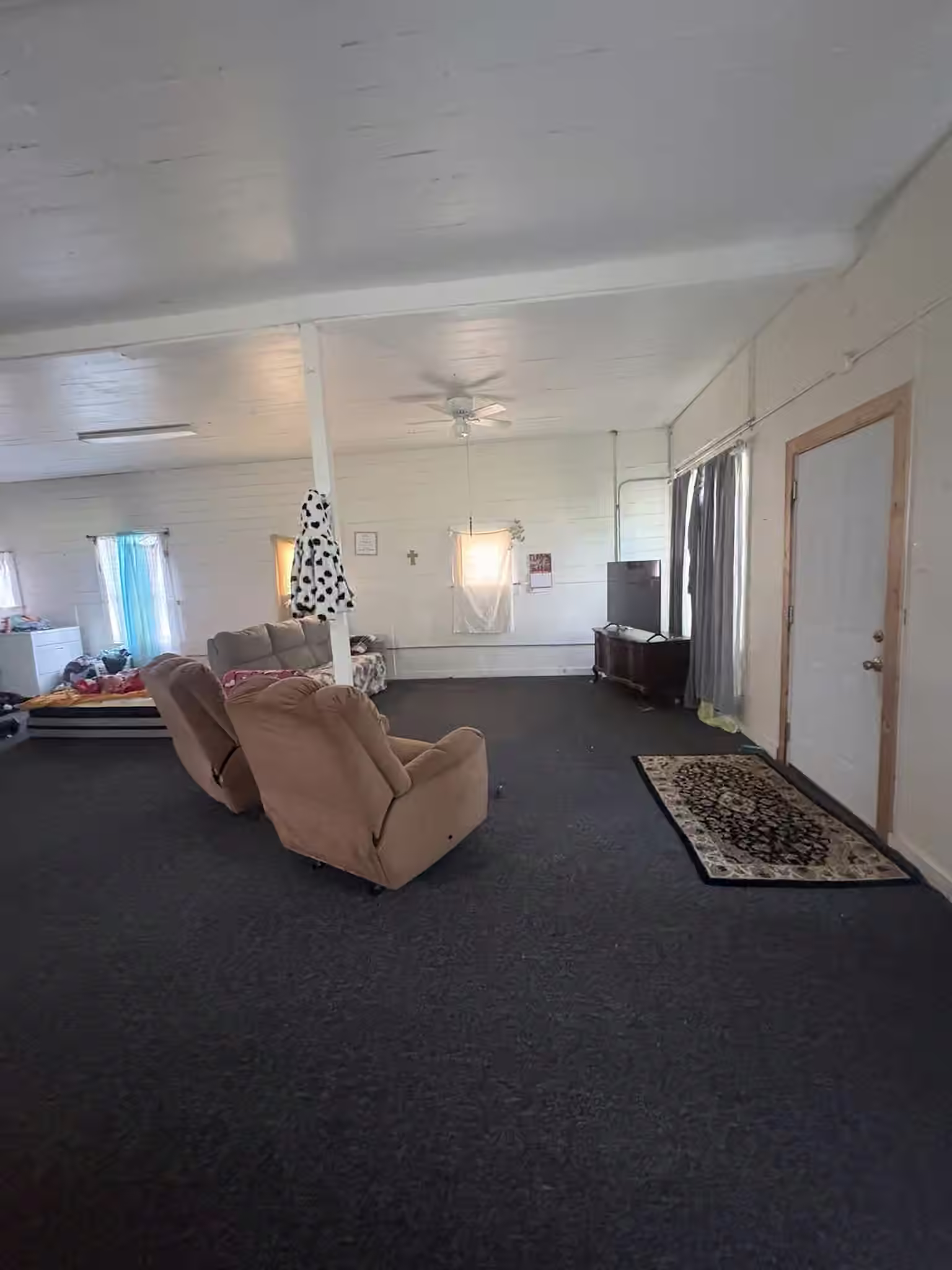 Photo 3 of 213 S Hill Street, Alvin, TX