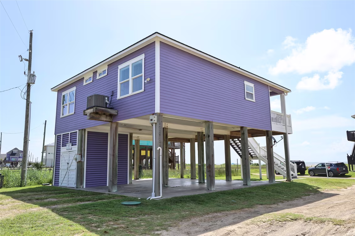 Photo 3 of 3008 Shady Lane, Crystal Beach, TX