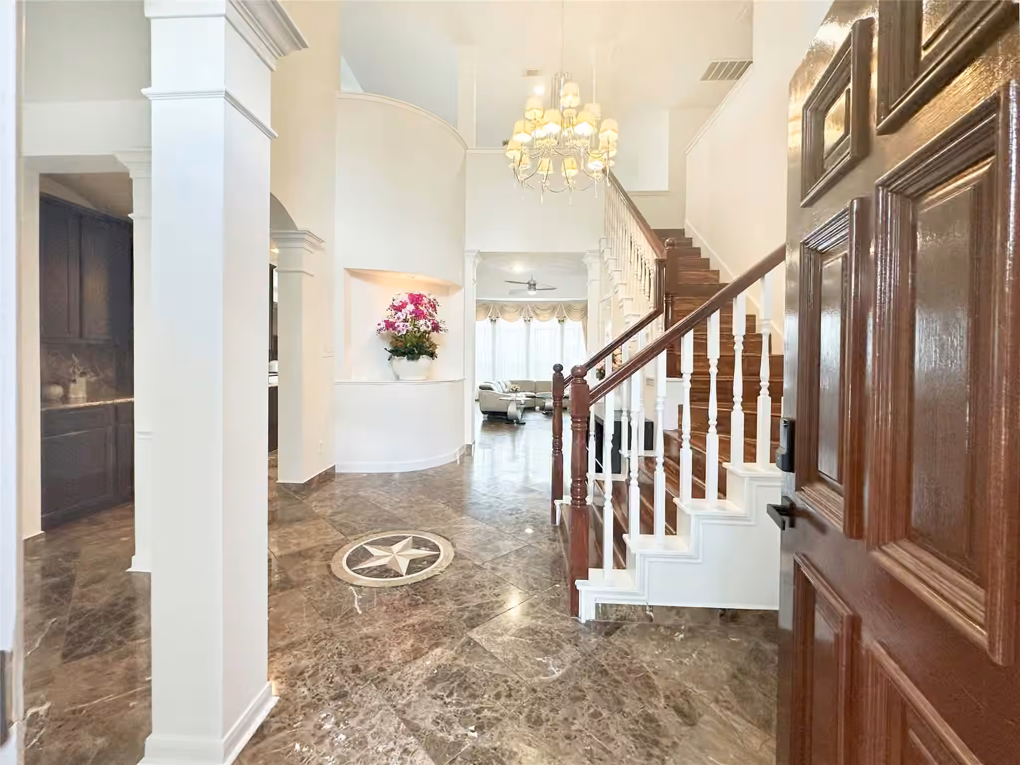 Photo 5 of 12114 Saybrook Point Lane, Tomball, TX