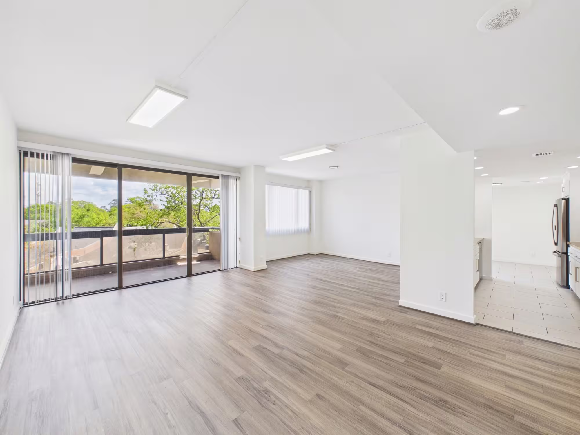 Photo of 49 Briar Hollow Lane 304, Houston, TX