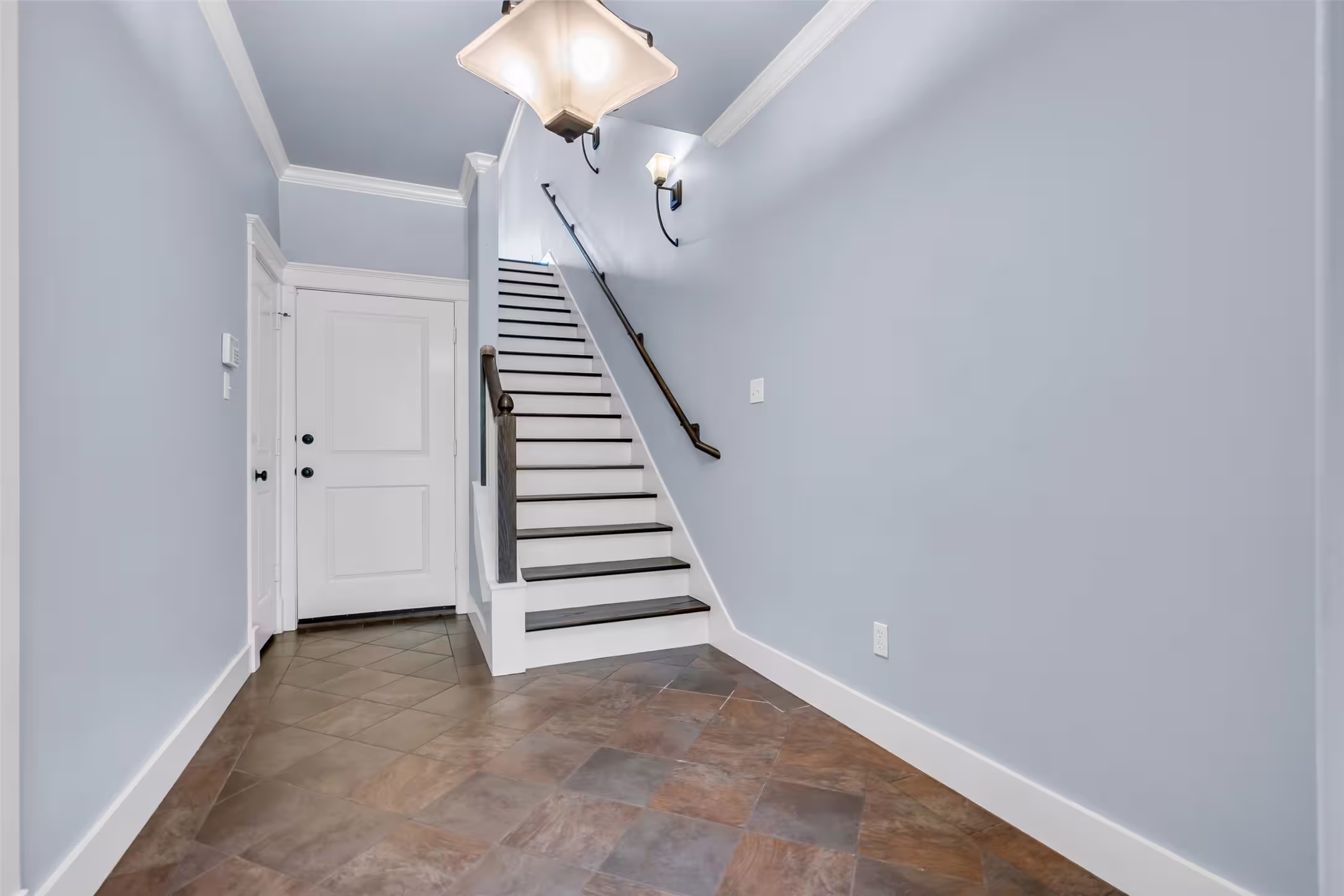 Photo 5 of 236 E Woodland Street, Houston, TX