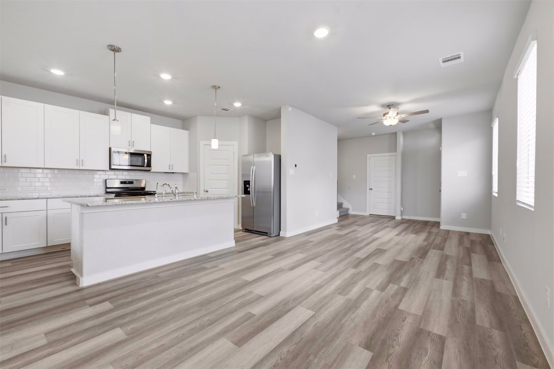 Photo 6 of 614 Pelican Drive, Kemah, TX