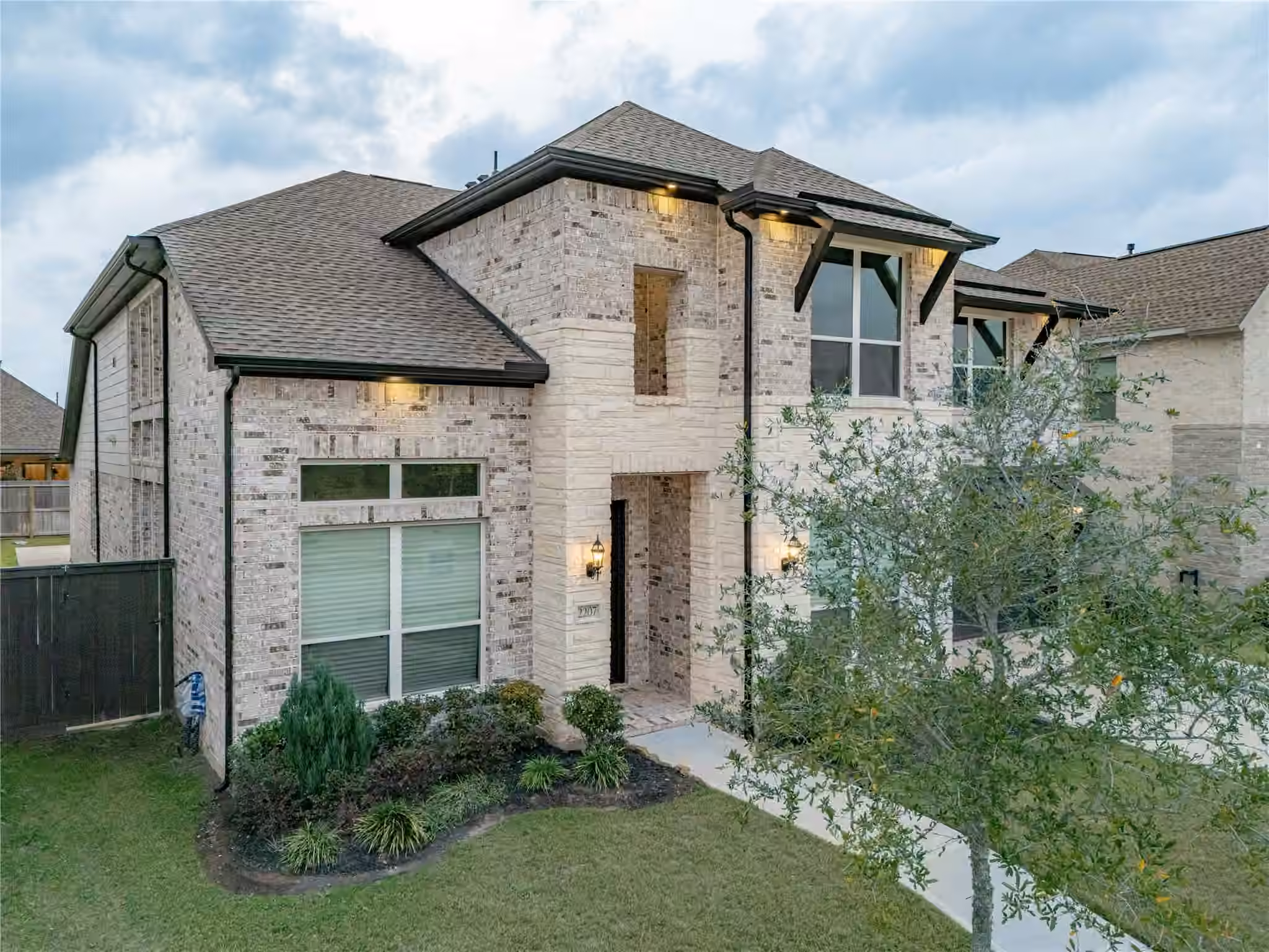 Photo 3 of 2207 Falling Fig Lane, Richmond, TX