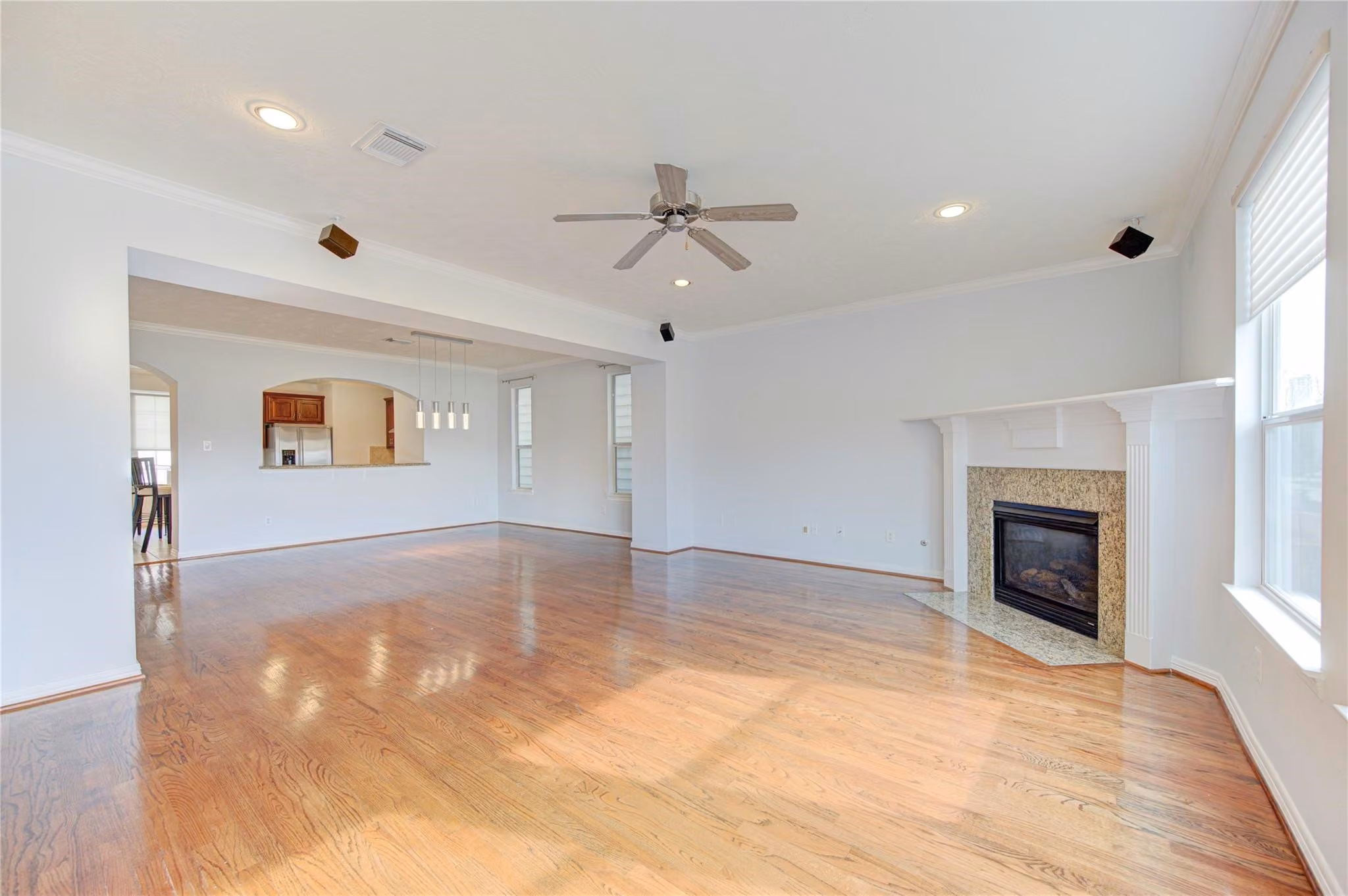Photo 2 of 2931 Bering Drive, Houston, TX