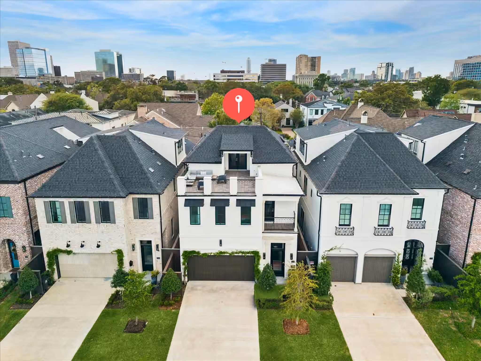 Photo 2 of 3020 Lake Street, Houston, TX
