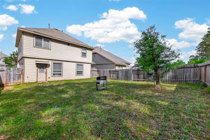 Photo 4 of 4314 Mcgregor Bluff Lane, Conroe, TX