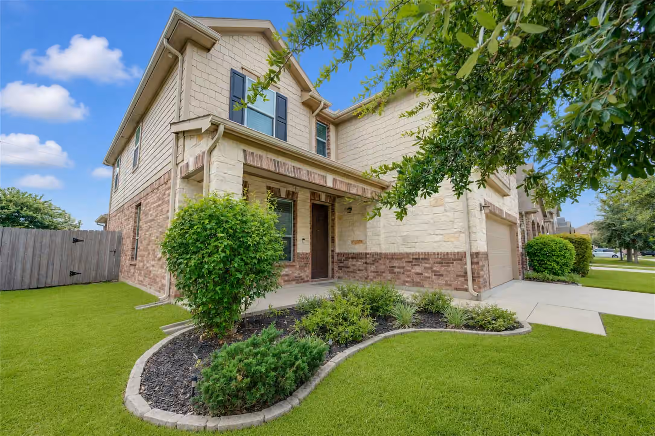 Photo 2 of 15419 Amber Manor Ln Lane, Houston, TX