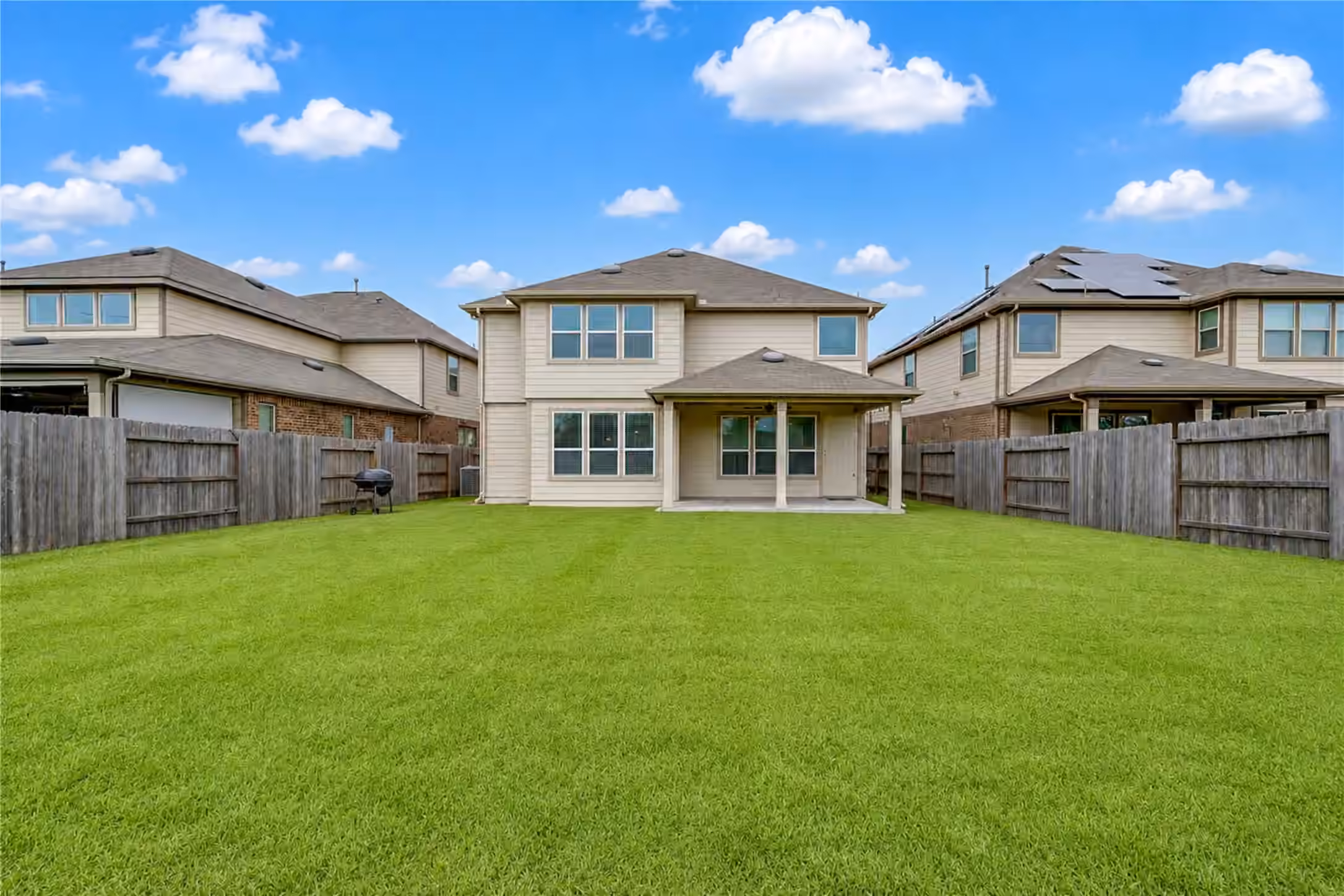 Photo 3 of 15419 Amber Manor Ln Lane, Houston, TX