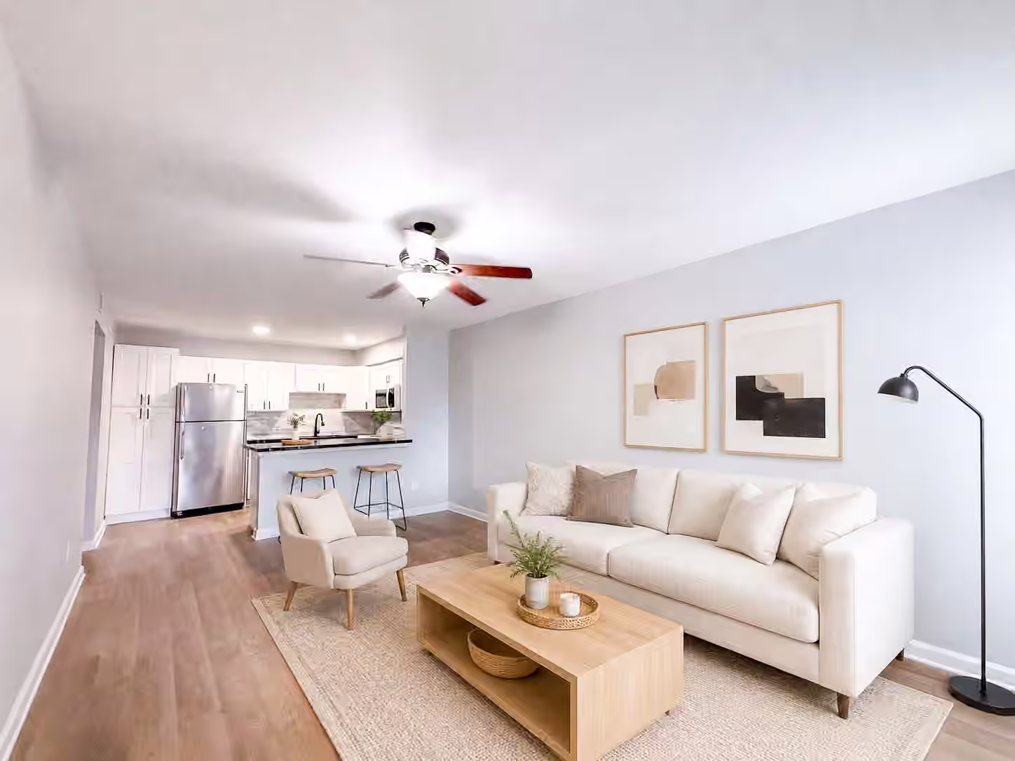 Photo 4 of 3900 Woodchase Drive 77, Houston, TX
