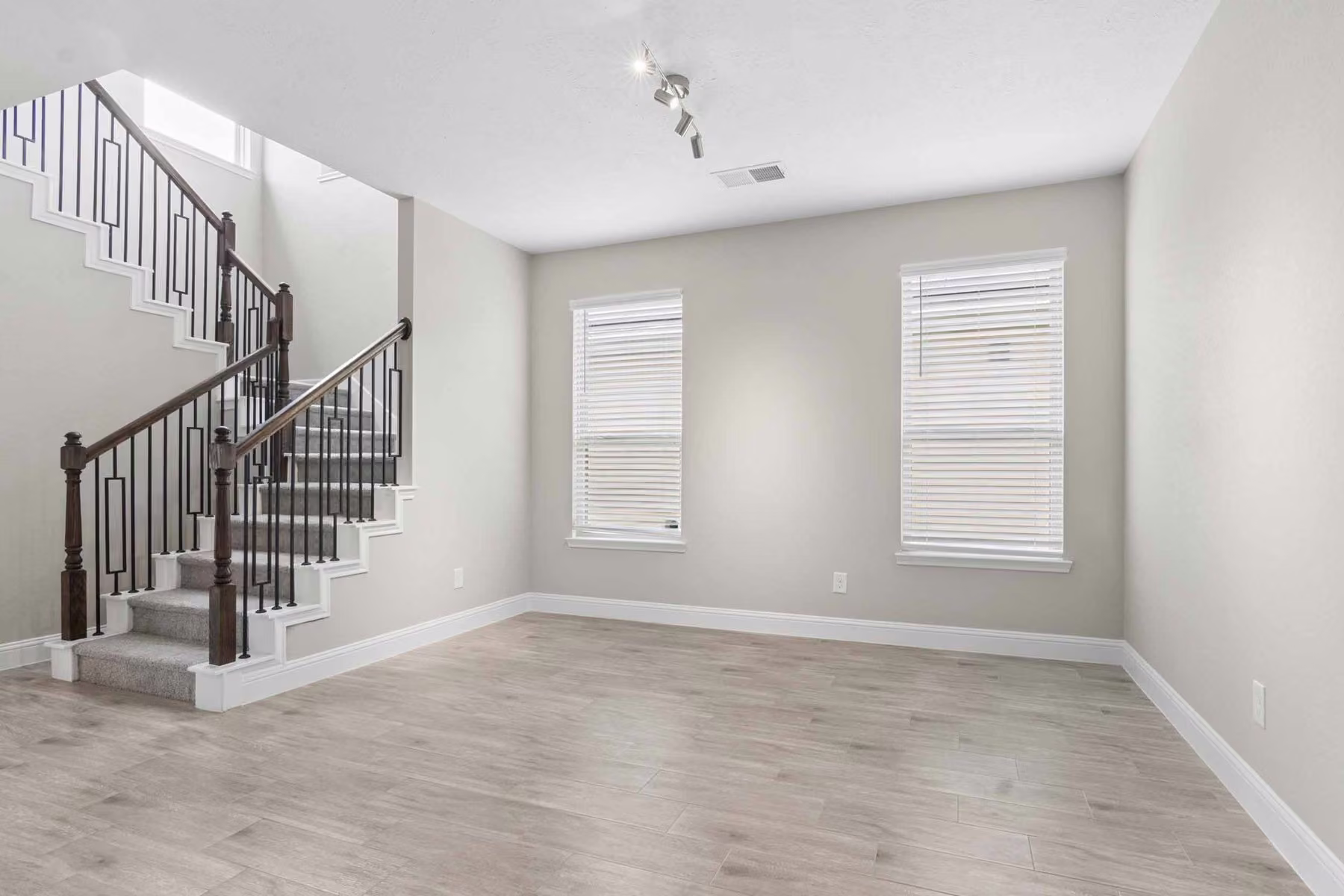 Photo 6 of 14315 Persimmon Woods Drive, Houston, TX