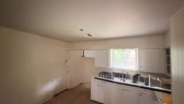 Photo 3 of 1819 Teanaway Lane, Houston, TX