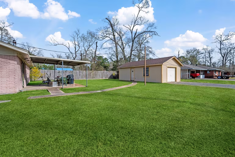 Photo 2 of 400 Dora Street, Cleveland, TX