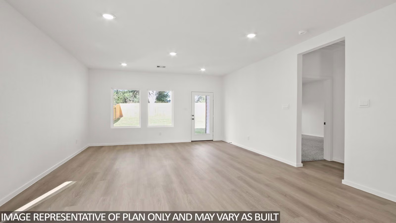 Photo 4 of 1682 Portia Lane, Conroe, TX