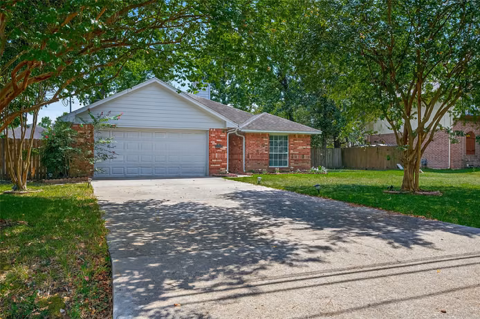 Photo 3 of 6719 Woodland Oaks, Magnolia, TX