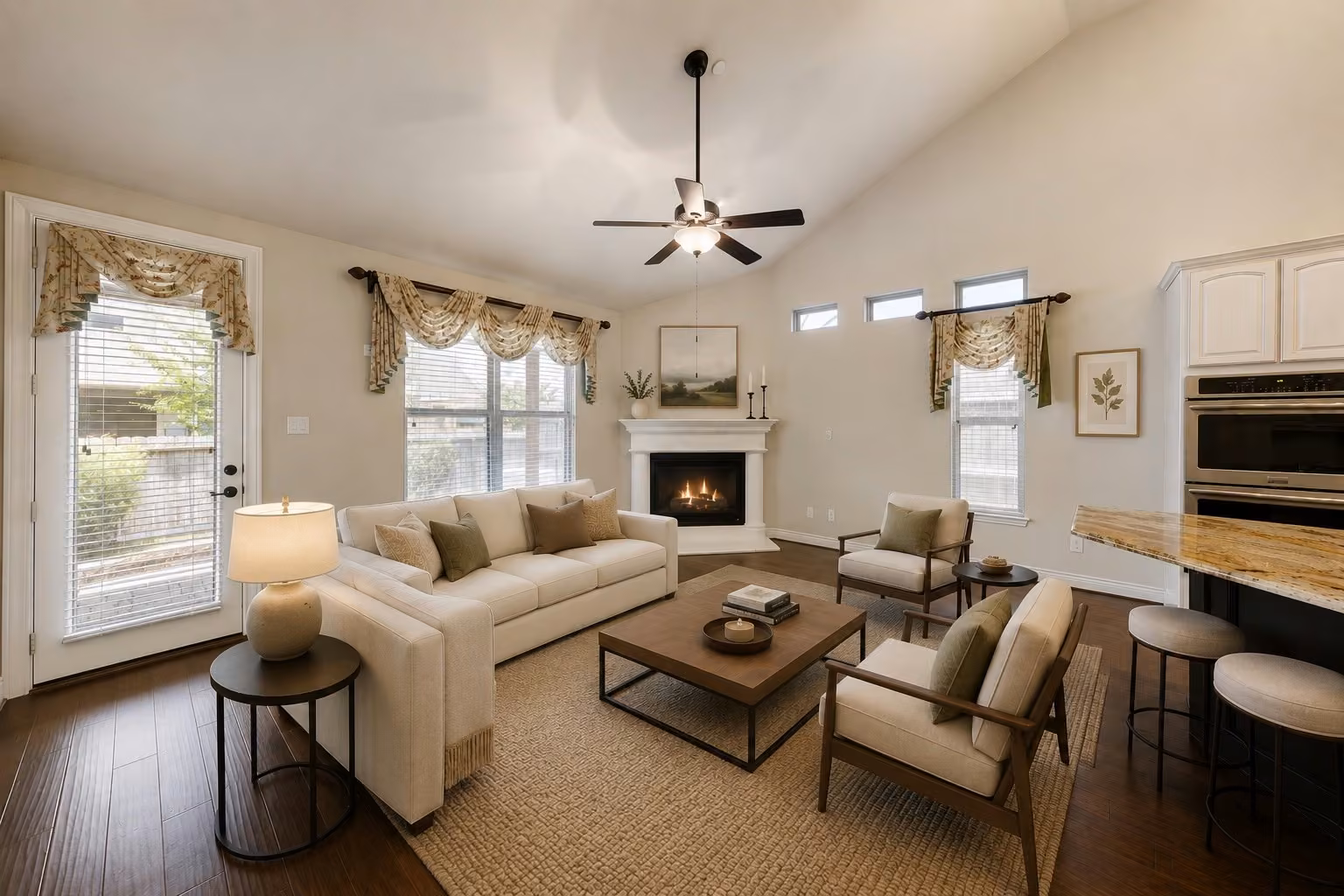 Photo 5 of 9022 Centennial Drive, Conroe, TX