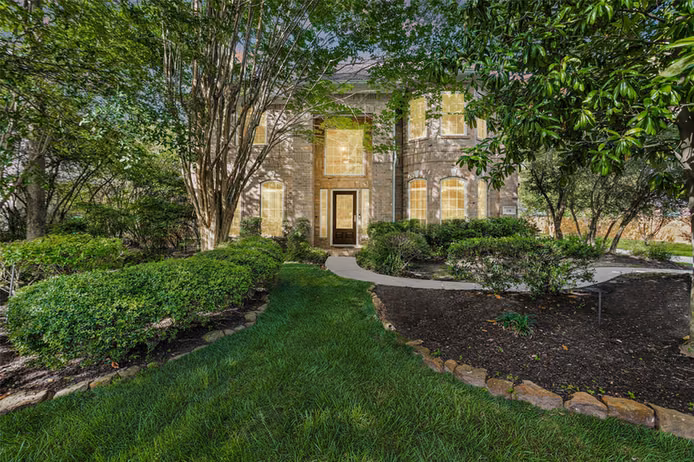 Photo of 138 S Evangeline Oaks Circle, The Woodlands, TX 77384