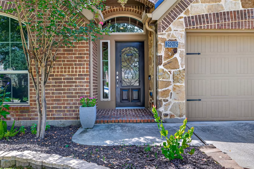 Photo 5 of 29215 Bentford Manor Court, Katy, TX
