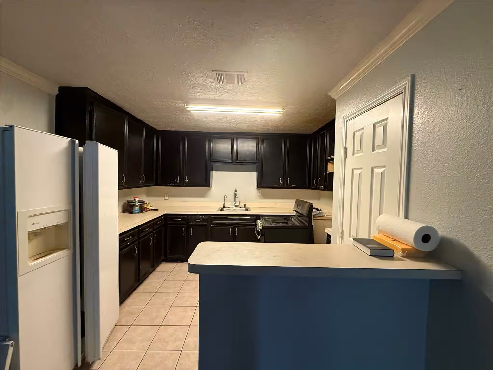 Photo 5 of 5651 Lyndhurst Drive, Houston, TX