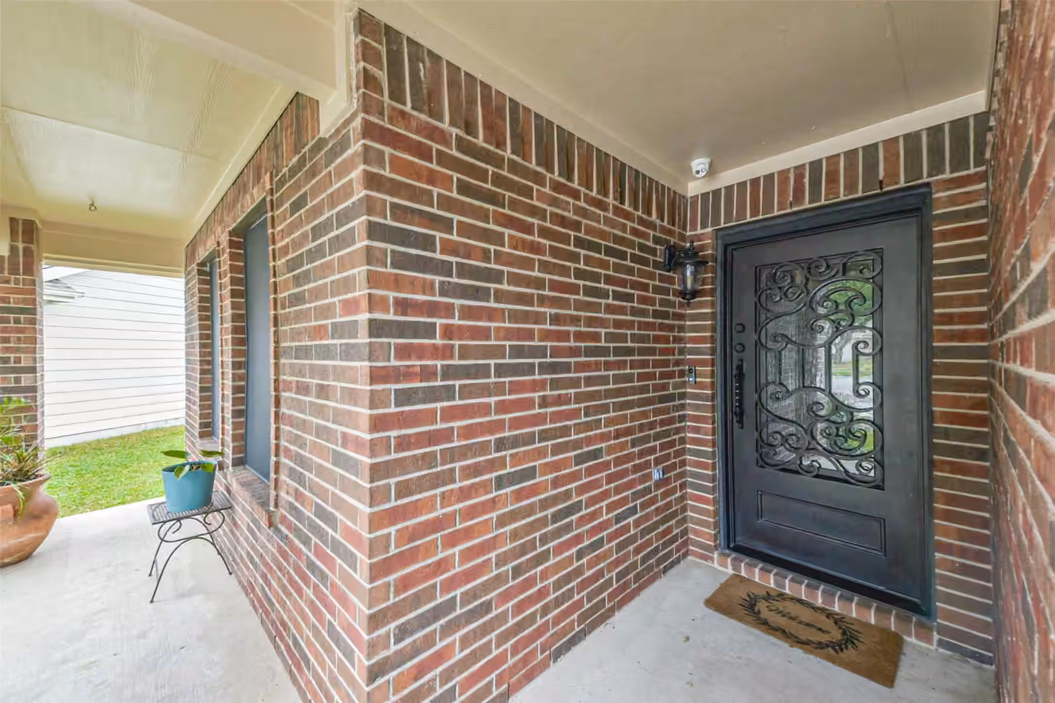 Photo 5 of 2102 Pickwick Pines Dr Court, Humble, TX