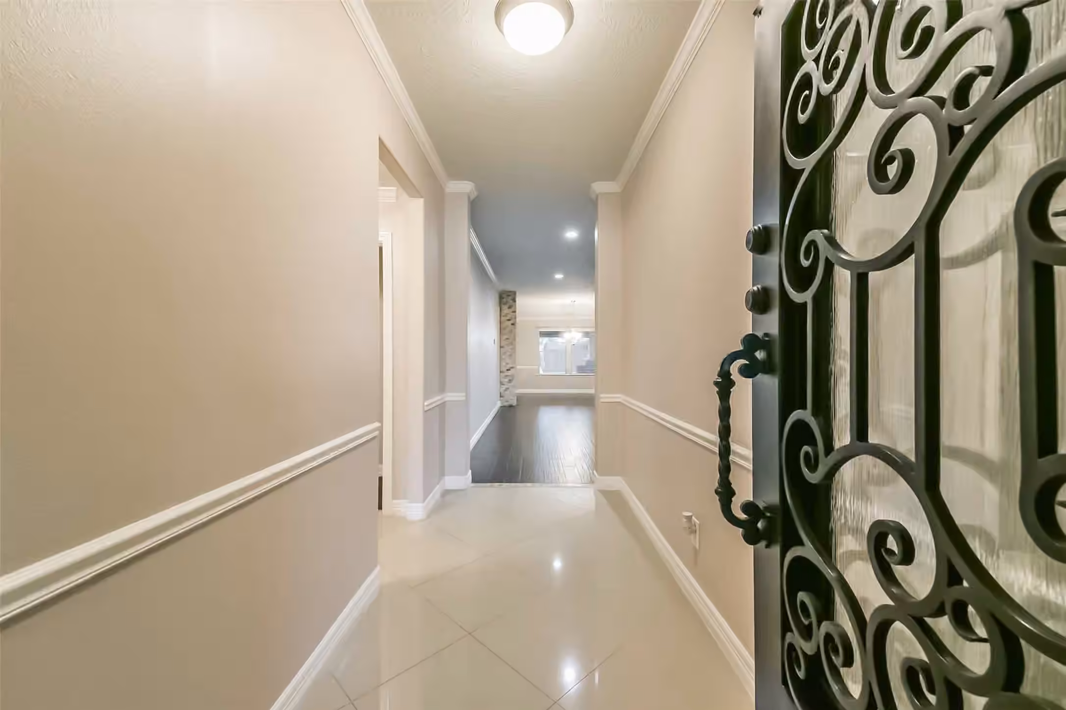 Photo 6 of 2102 Pickwick Pines Dr Court, Humble, TX