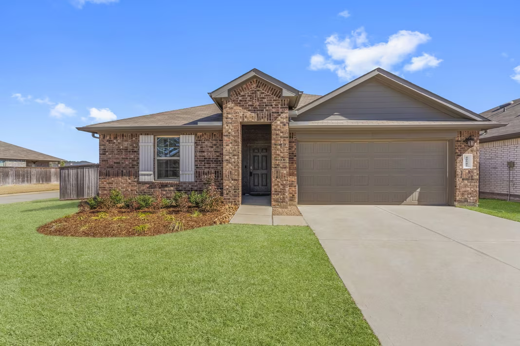 Photo 2 of 40542 Birch Shadow Court, Magnolia, TX
