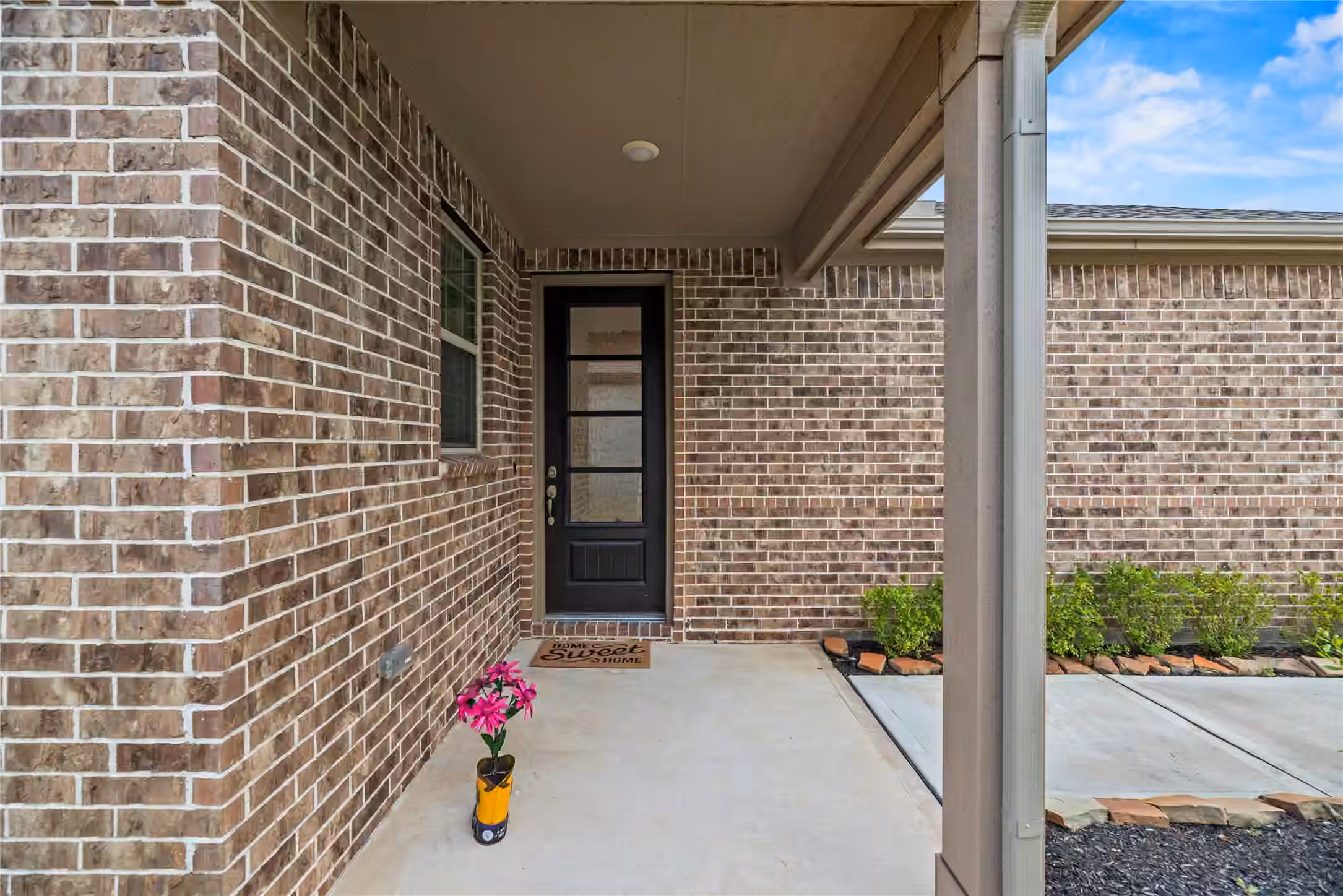Photo 4 of 7831 Rolling Stone Drive, Fulshear, TX