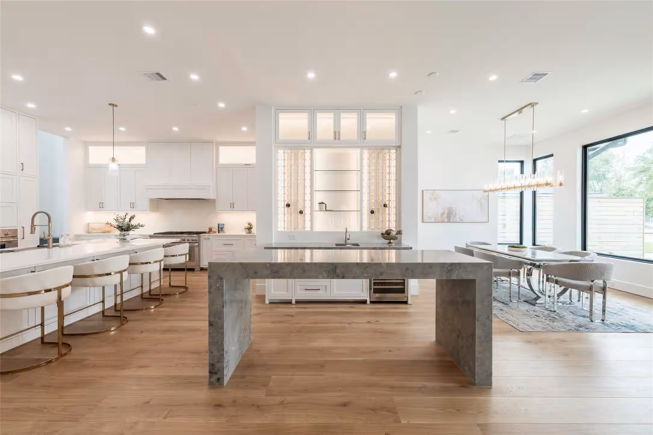 Photo 5 of 7006 Schiller Street, Houston, TX