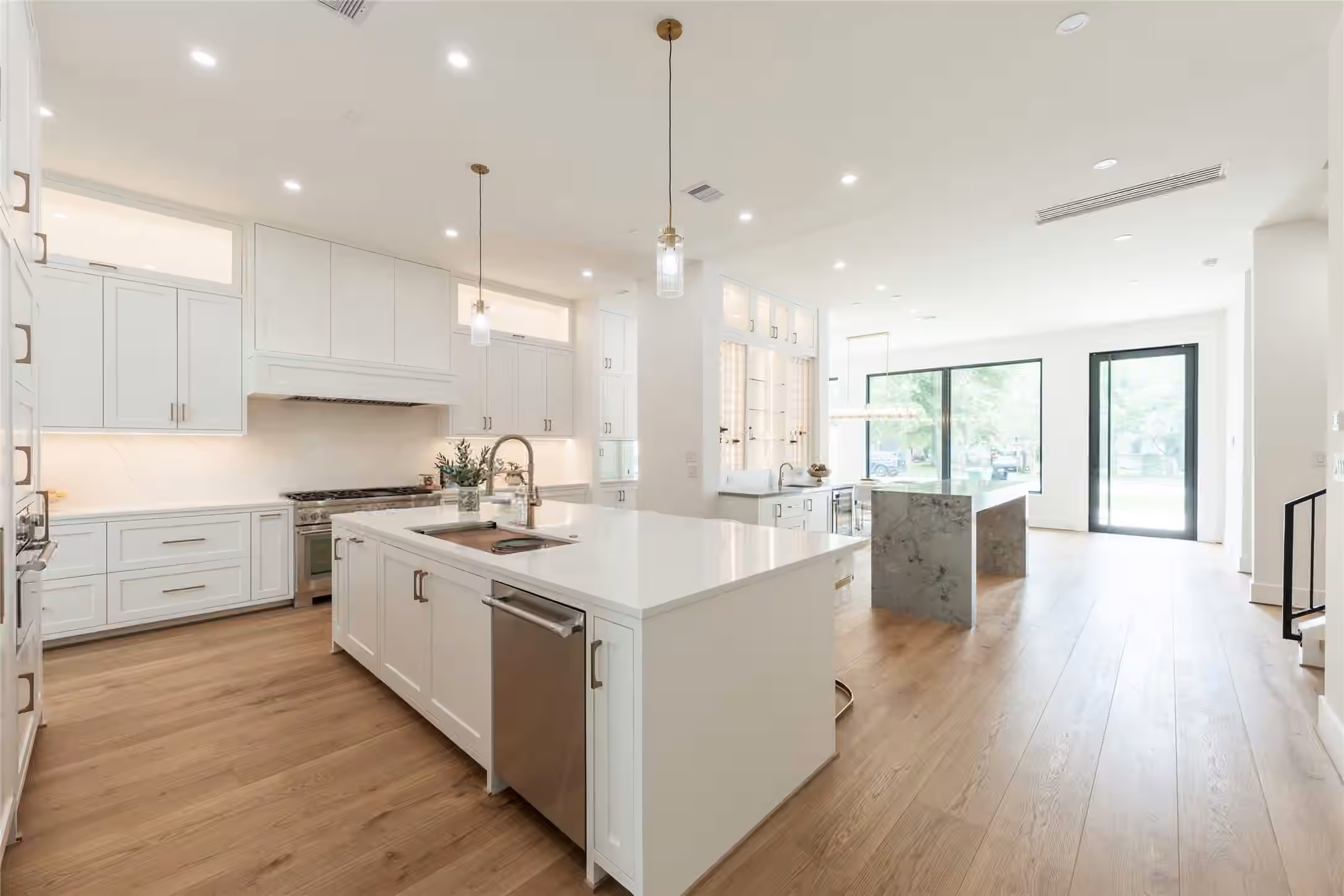Photo 6 of 7006 Schiller Street, Houston, TX
