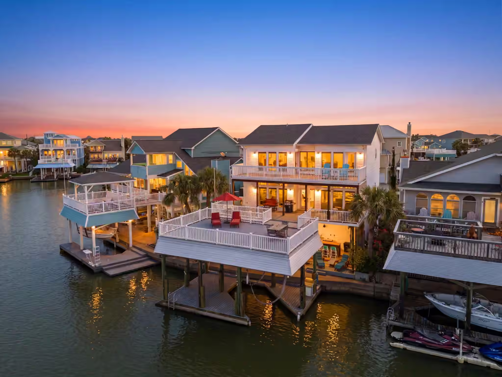 Photo of 3905 Isla Del Sol, Galveston, TX