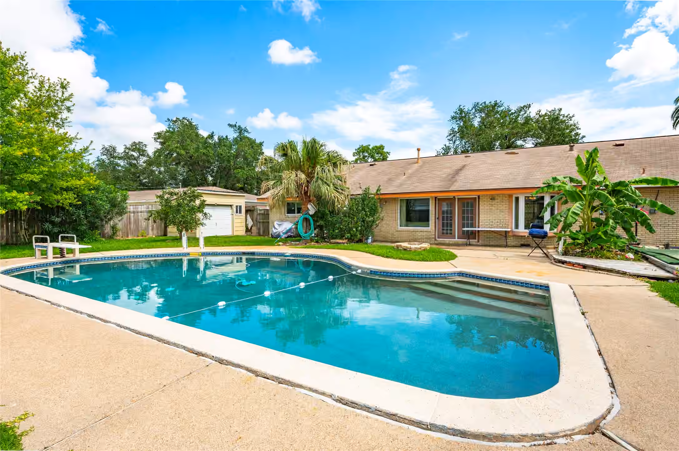 Photo of 1222 24th Avenue N, Texas City, TX 77590