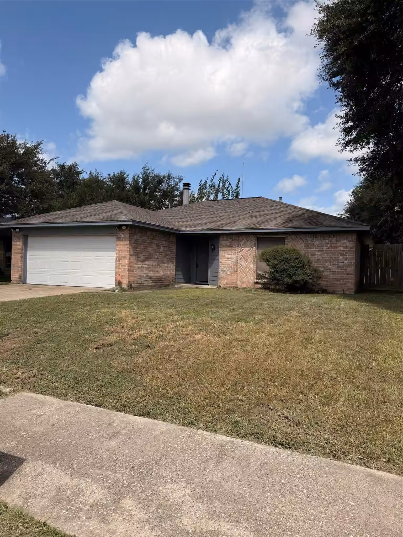 Photo of 8010 Western Trail Drive, Houston, TX