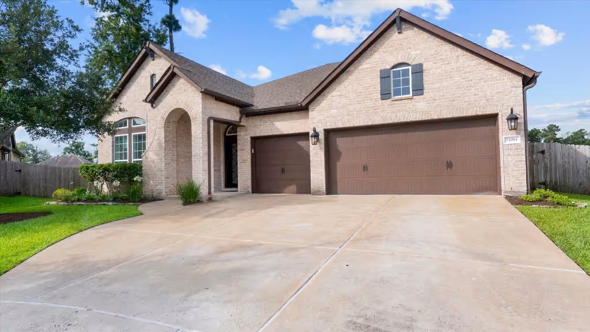Photo of 32001 Birch Briar Court, Spring, TX