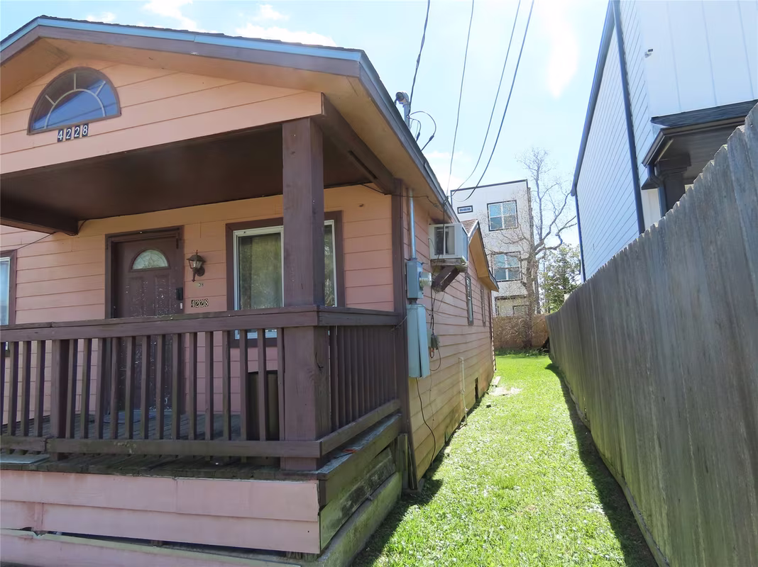 Photo 3 of 4228 Sterling Street, Houston, TX