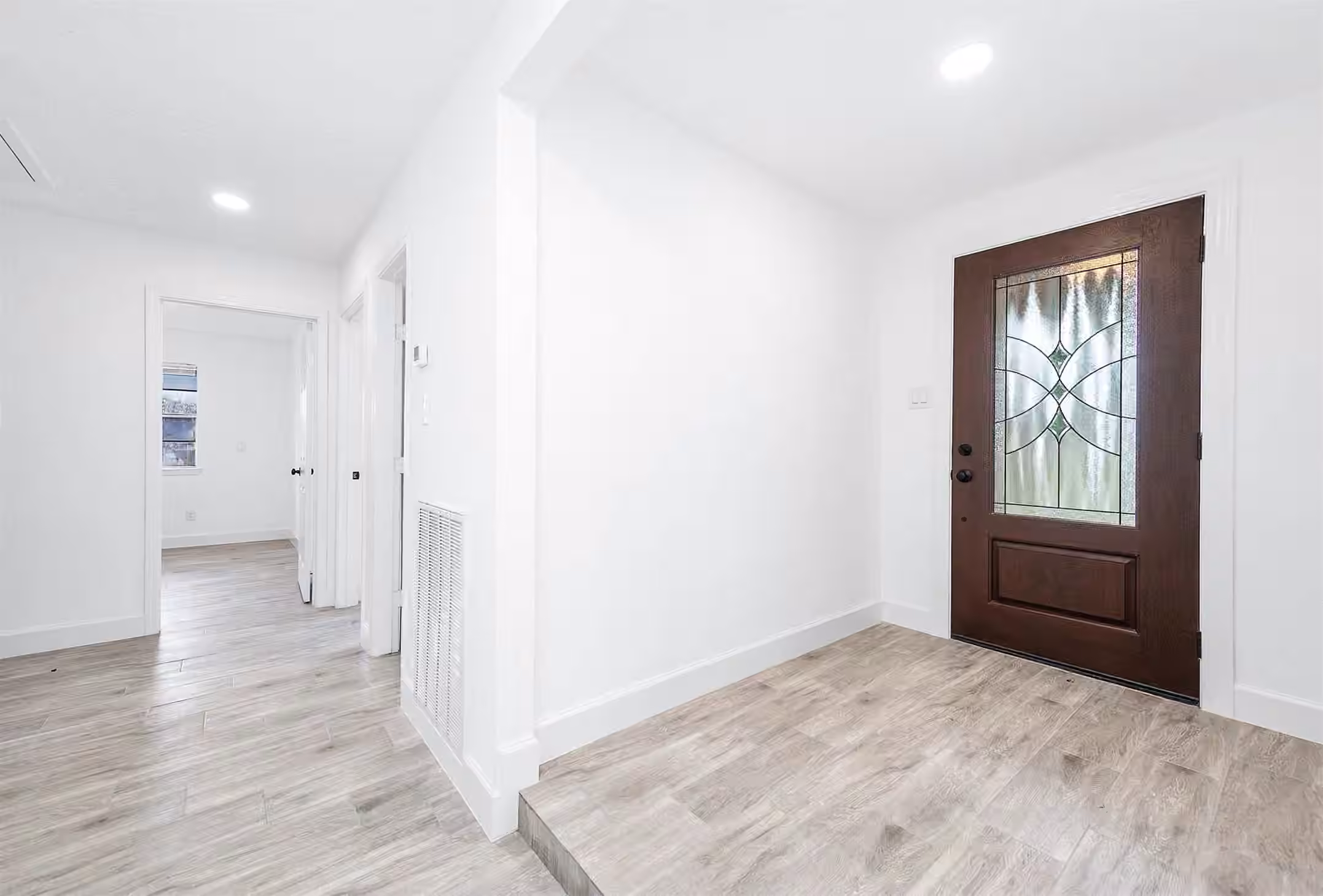 Photo 6 of 10402 Rancho Bernardo Lane, Sugar Land, TX
