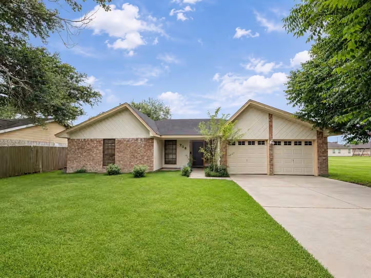 Photo of 708 Shady Lane, La Marque, TX 77568