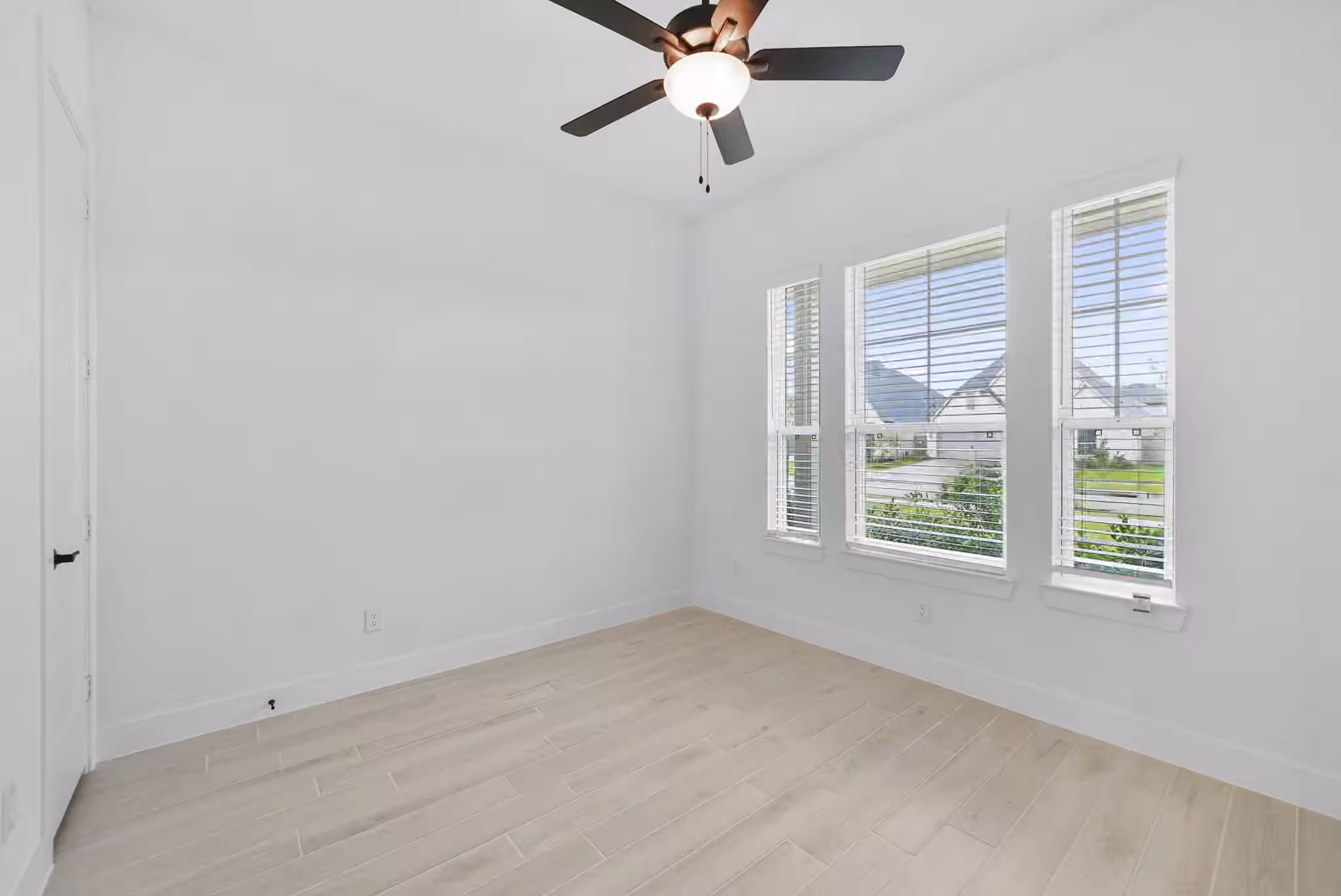 Photo 3 of 16510 Blissful Fields Street, Hockley, TX