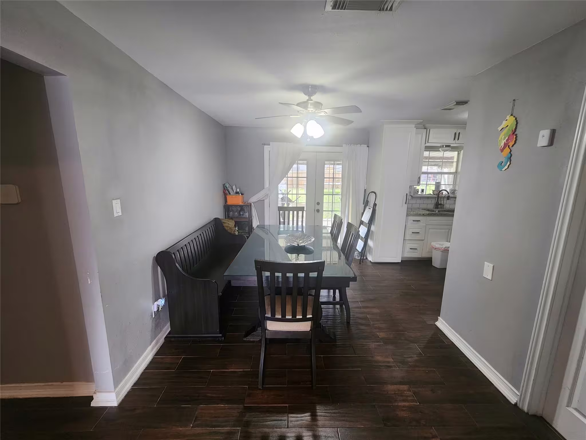 Photo 3 of 510 Edgebrook Drive, Houston, TX