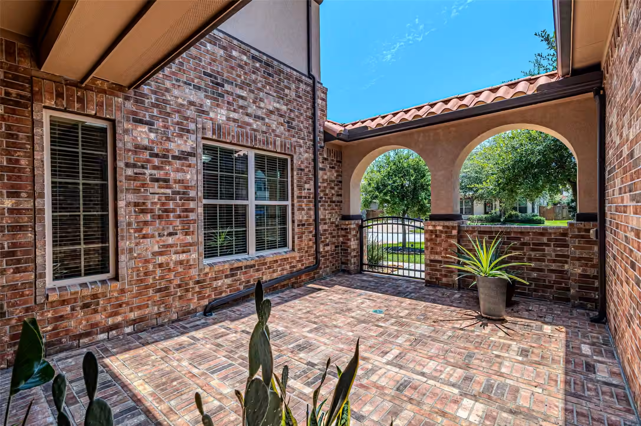 Photo 2 of 20330 Everwood Green Lane, Cypress, TX
