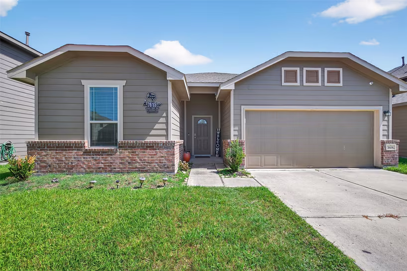 Photo 2 of 7615 Nevaeh Crest Path, Houston, TX