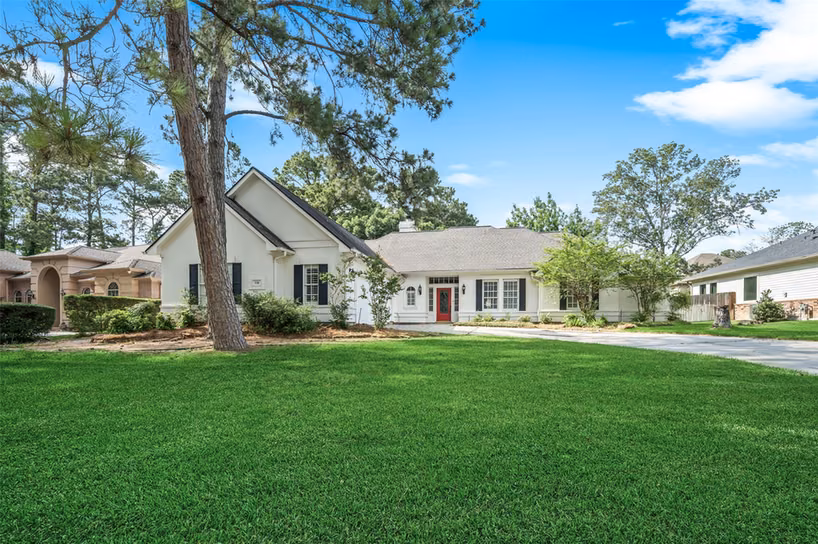Photo of 118 Wick Willow Drive, Montgomery, TX 77356