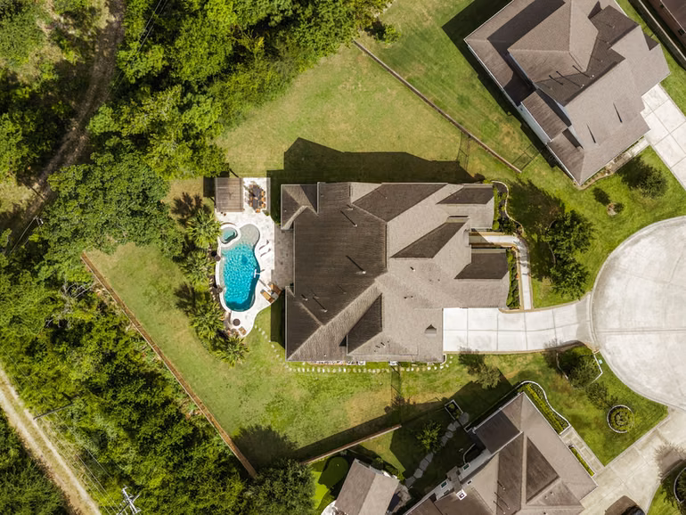 Photo 3 of 2343 Bottlebrush Lane, Conroe, TX