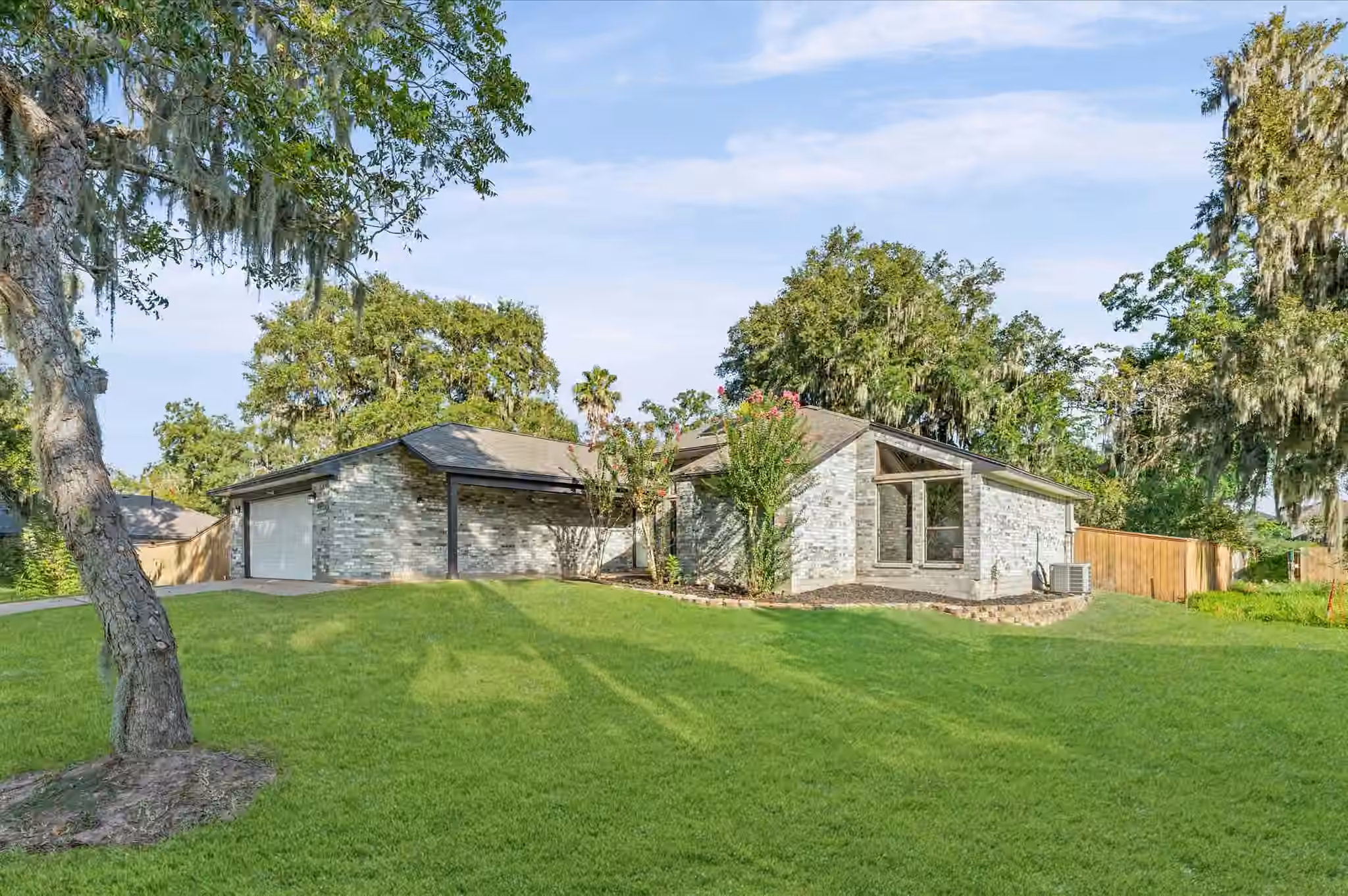 Photo 2 of 339 Freeman Boulevard, West Columbia, TX
