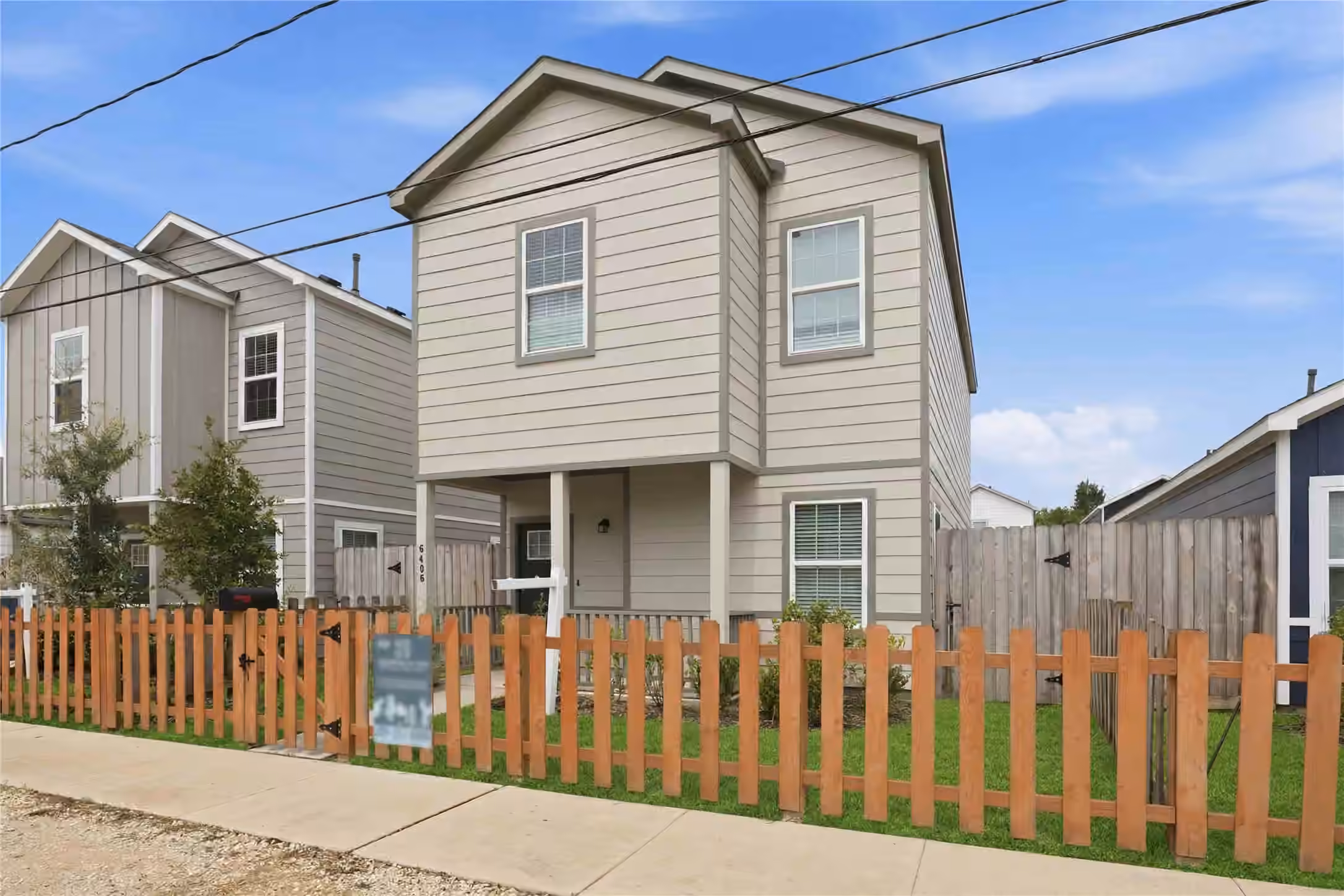 Photo 2 of 6406 Calhoun Road, Houston, TX