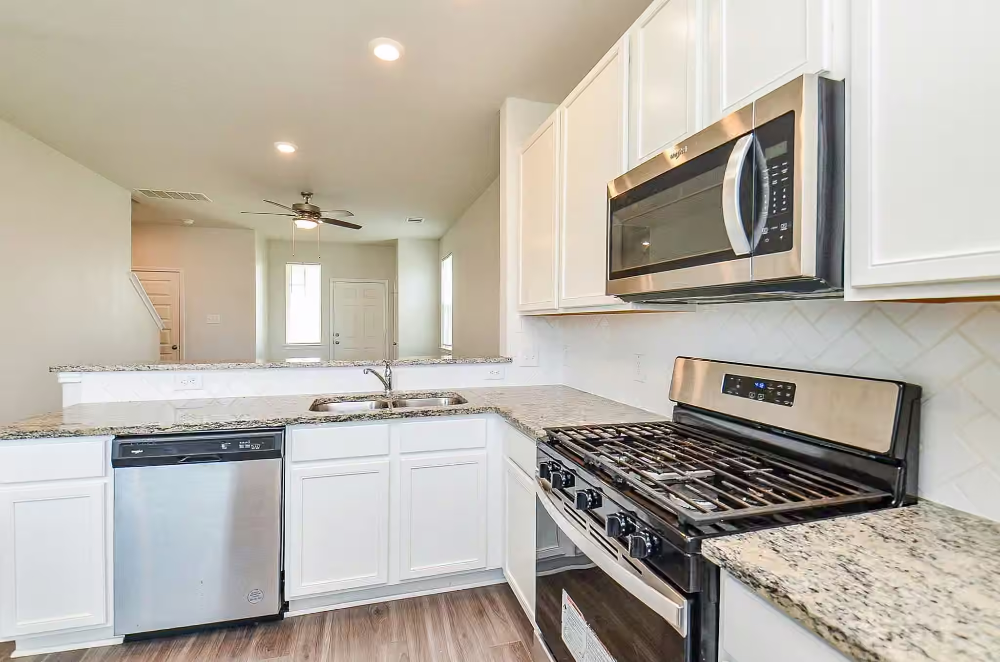 Photo 7 of 3911 Giorgio Pastel Place, Katy, TX