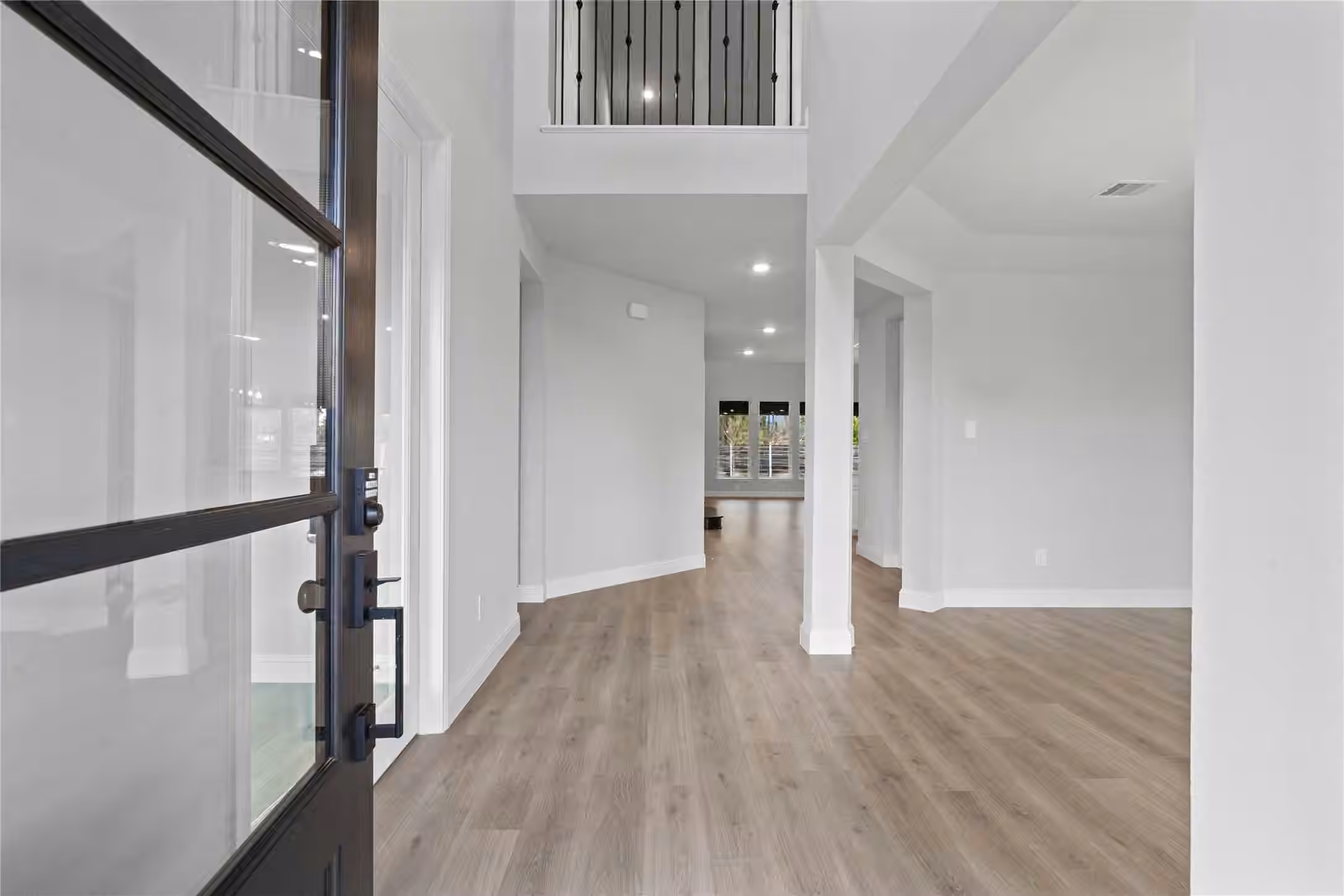 Photo 7 of 17011 Sweet Iris Court, Conroe, TX