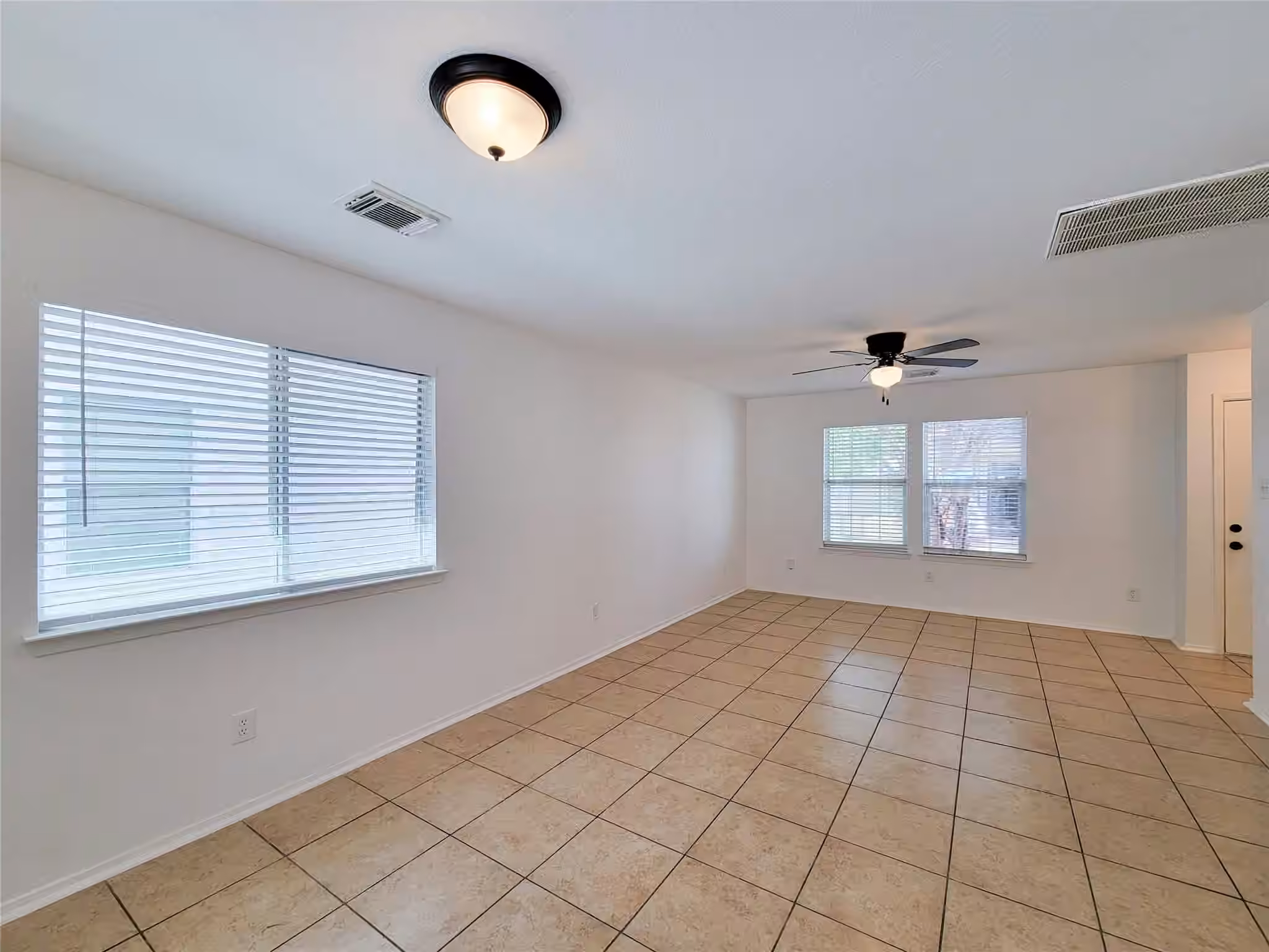 Photo 4 of 6108 Elton Knolls Street, Katy, TX