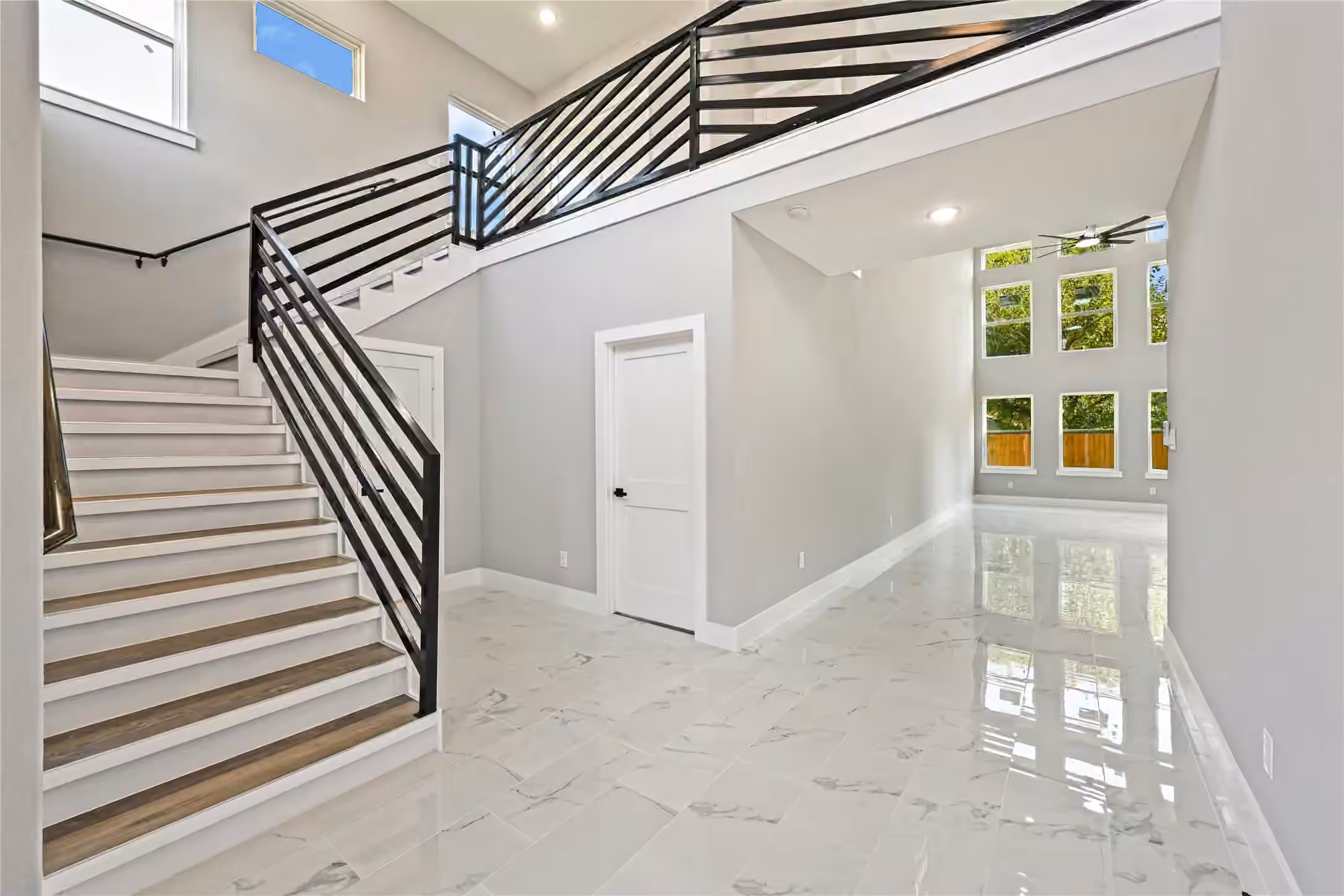 Photo 4 of 7607 Woodsman Trail, Houston, TX