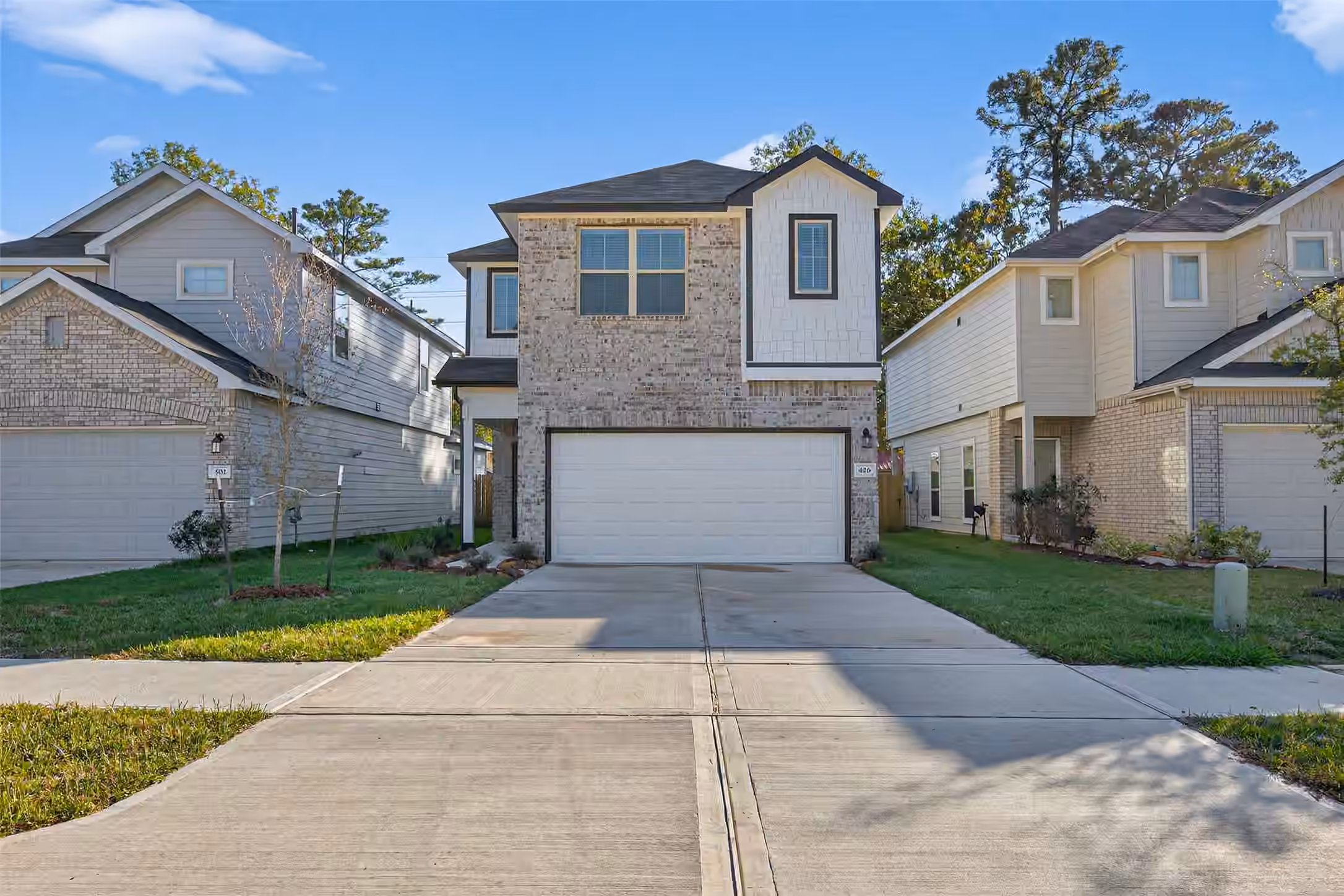 Photo of 426 Emerald Thicket Lane, Huffman, TX 77336