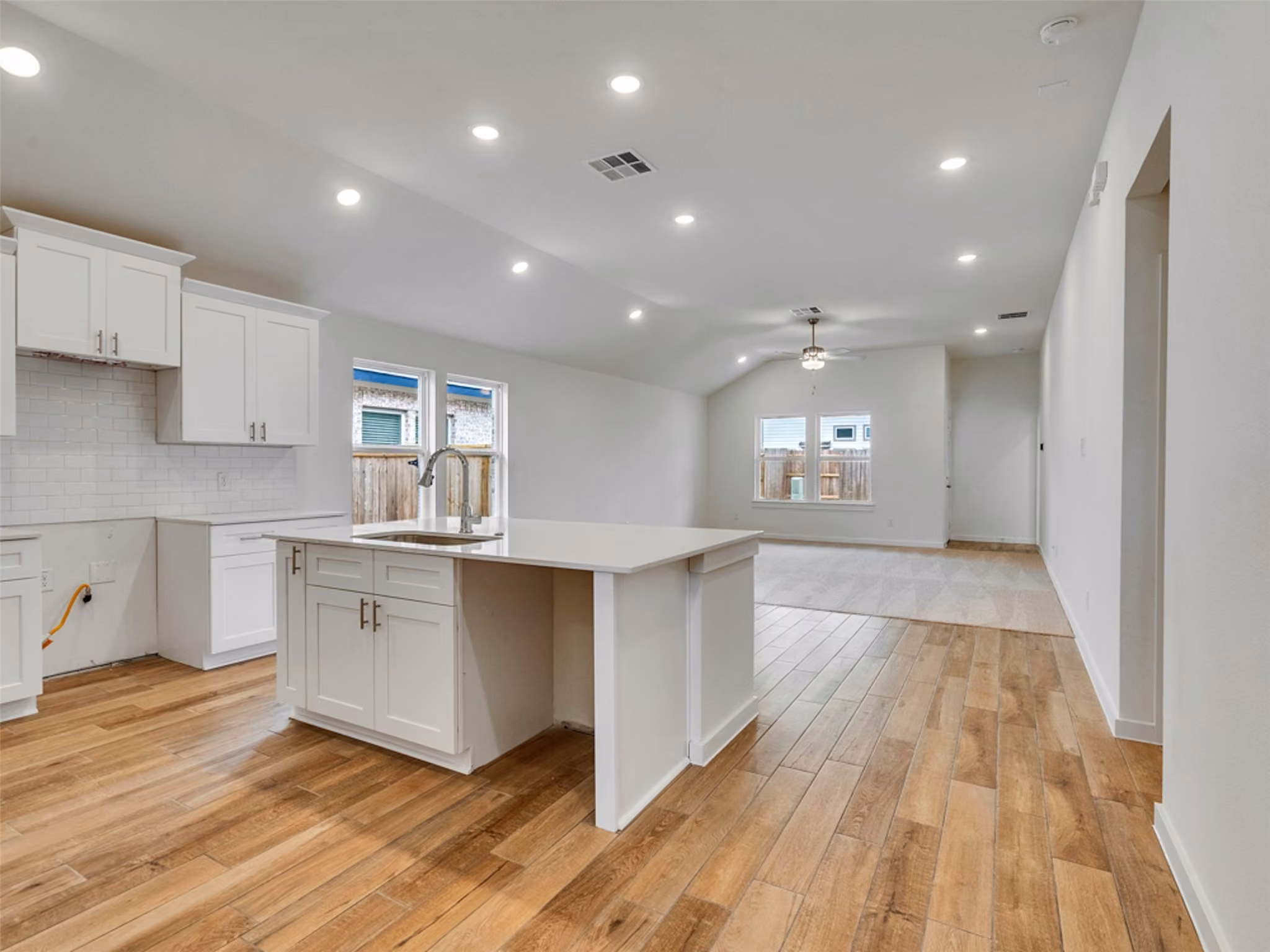 Photo 3 of 8323 Amber Summit Lane, Angleton, TX
