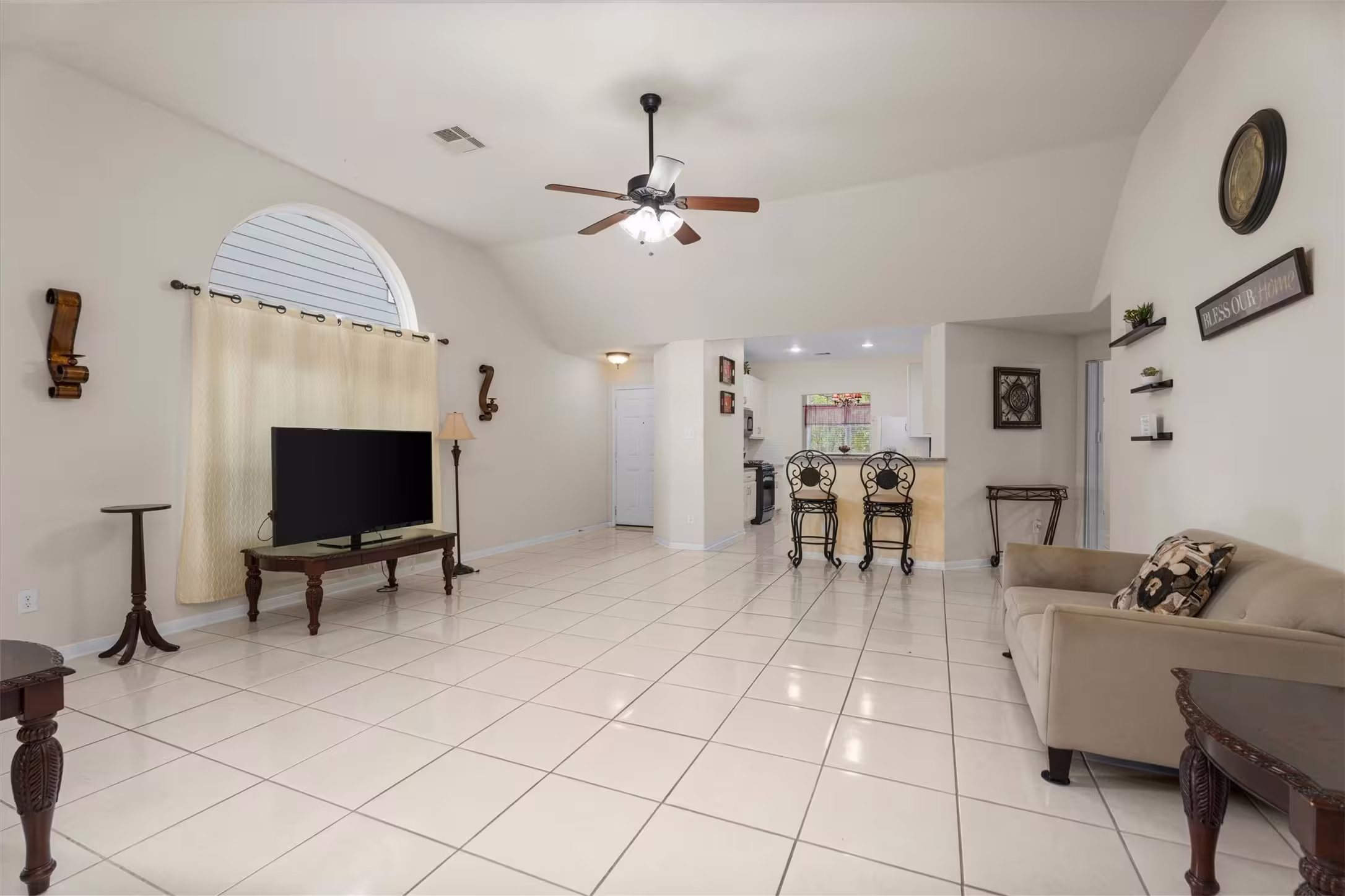 Photo 4 of 2615 Magnolia Fair Way, Spring, TX